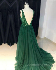 Sparkly Sequins Beaded V-Neck Tulle Open Back Evening Dresses