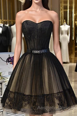 Sweetheart Neck Short Black Lace Evening Prom Dresses, Short Black Lace Graduation Homecoming Dresses