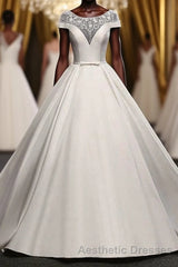 Chic Round Neck Lace Satin Short Sleeves Long Ball Gown Wedding Dresses