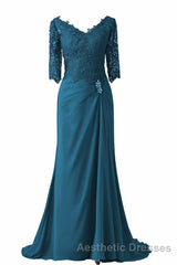 V-Neck Half Sleeve Plum Mother of Bridal Dresses