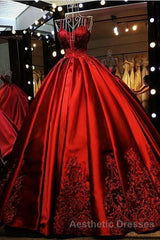 Gorgeous Spaghetti Straps Sweetheart With Lace Appliques Ball Gown Evening Prom Dresses
