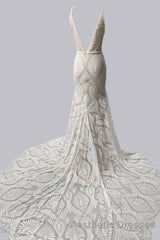 Elegant Spaghetti Straps V Neck Mermaid Lace Wedding Dresses