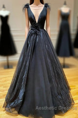 A Line Black V Neck Tulle Long Evening Prom Dresses