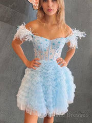 A-line/Princess Off-the-Shoulder Knee-Length Tulle Homecoming Dresses with Cascading Ruffles