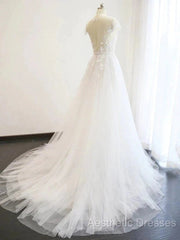 A-Line/Princess V-Neck Court Train Short Sleeves Applique Tulle Wedding Dresses