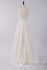 Awesome Long A-line Appliques Lace Tulle Open Back Wedding Dresses