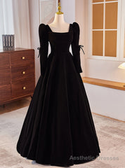 Black Velvet Long Sleeve Square Prom Dress