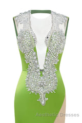 V-Neck Mermaid Brush Train Hollow Sleeveless Beading Evening Dresses