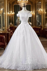 Elegant Appliques Lace Tulle A-line Wedding Dresses