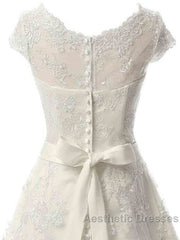 Glamorous Cap Sleeves Covered Button Ribbon Wedding Dresses