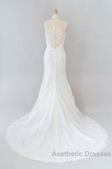 Graceful Illusion Appliques Mermaid Wedding Dresses