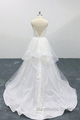 Long A-line Sweetheart Appliques Spaghetti Strap Tulle Wedding Dresses