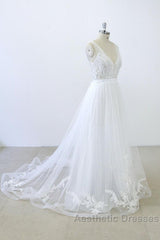 Long A-line V-neck Sweetheart Ruffle Applqiues Tulle Backless Wedding Dresses