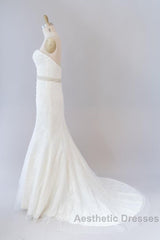 Long Mermaid Strapless Tulle Lace Wedding Dresses