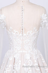 Long Sleeve Appliques Lace Tulle A-line Wedding Dresses