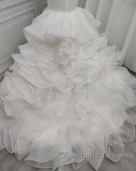 Mermaid V-neck Long Train Chiffon Lotus Leaf Hem Wedding Dresses