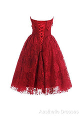 Red Sweetheart Knee Length Homecoming Dresses Lace Cocktail Dresses