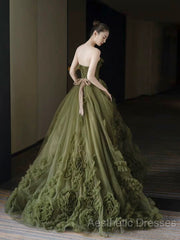 Sexy Ball Gown Strapless Neckline Green Ruffles Evening Dresses Evening Prom Dresses