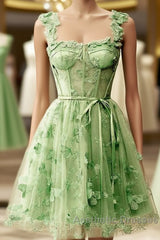 Short Butterfly Lace Corset Homecoming Dresses