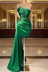 Short Green Sheath Strapless Satin Dresses