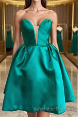 Short V Neck Green Evening Prom Dresses, V Neck Short Green Formal Homecoming Dresses