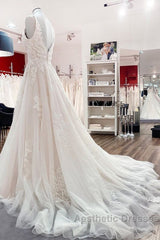 Simple Long A-line Tulle Lace V Neck Appliques Lace Open Back Wedding Dresses